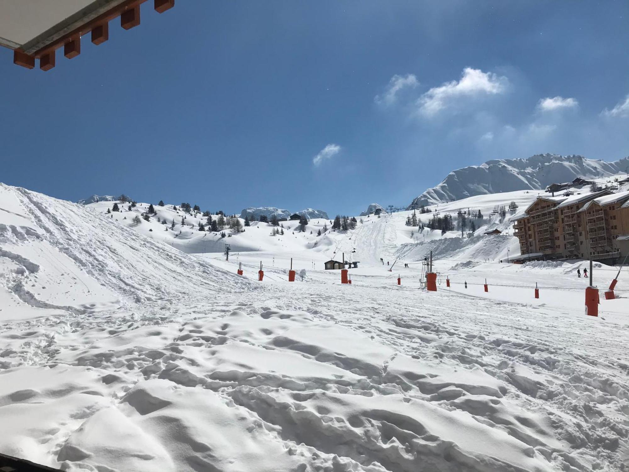 PLAGNE SOLEIL appart 5 pers - sud - skis aux pieds - vue piste La Plagne-Tarentaise Extérieur photo